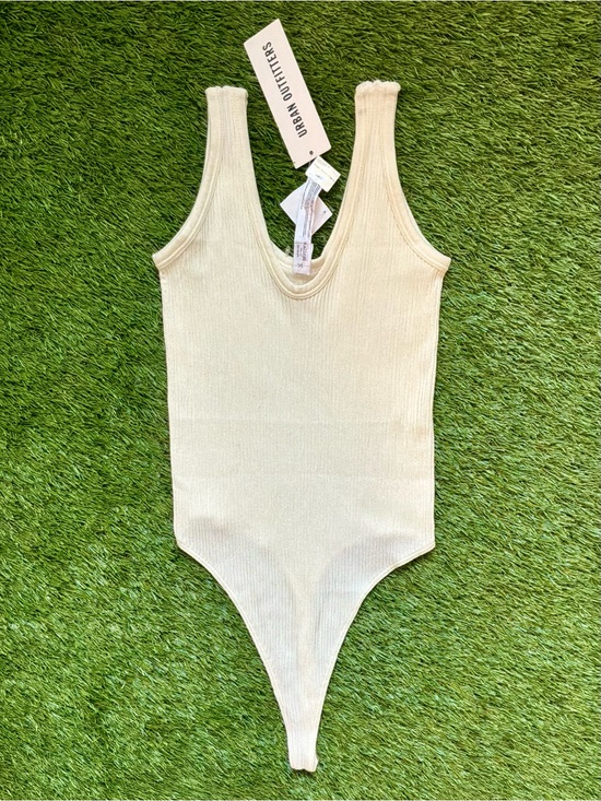 Urban Outfitters Tops - Urban Outfitters White Ribbed Scoop Neck Bodysuit NWT XS/S